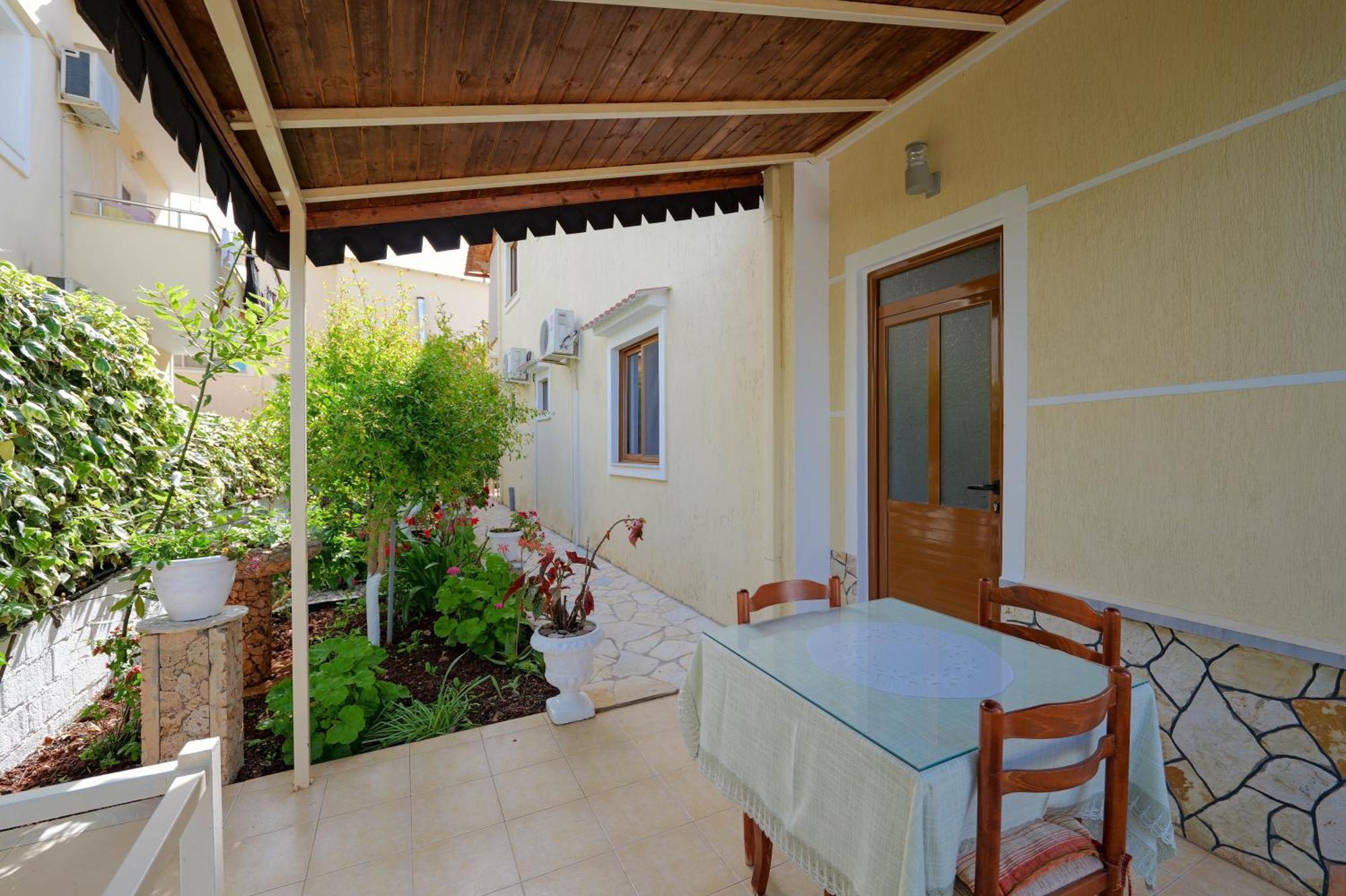 Agur Kapo Apartment *