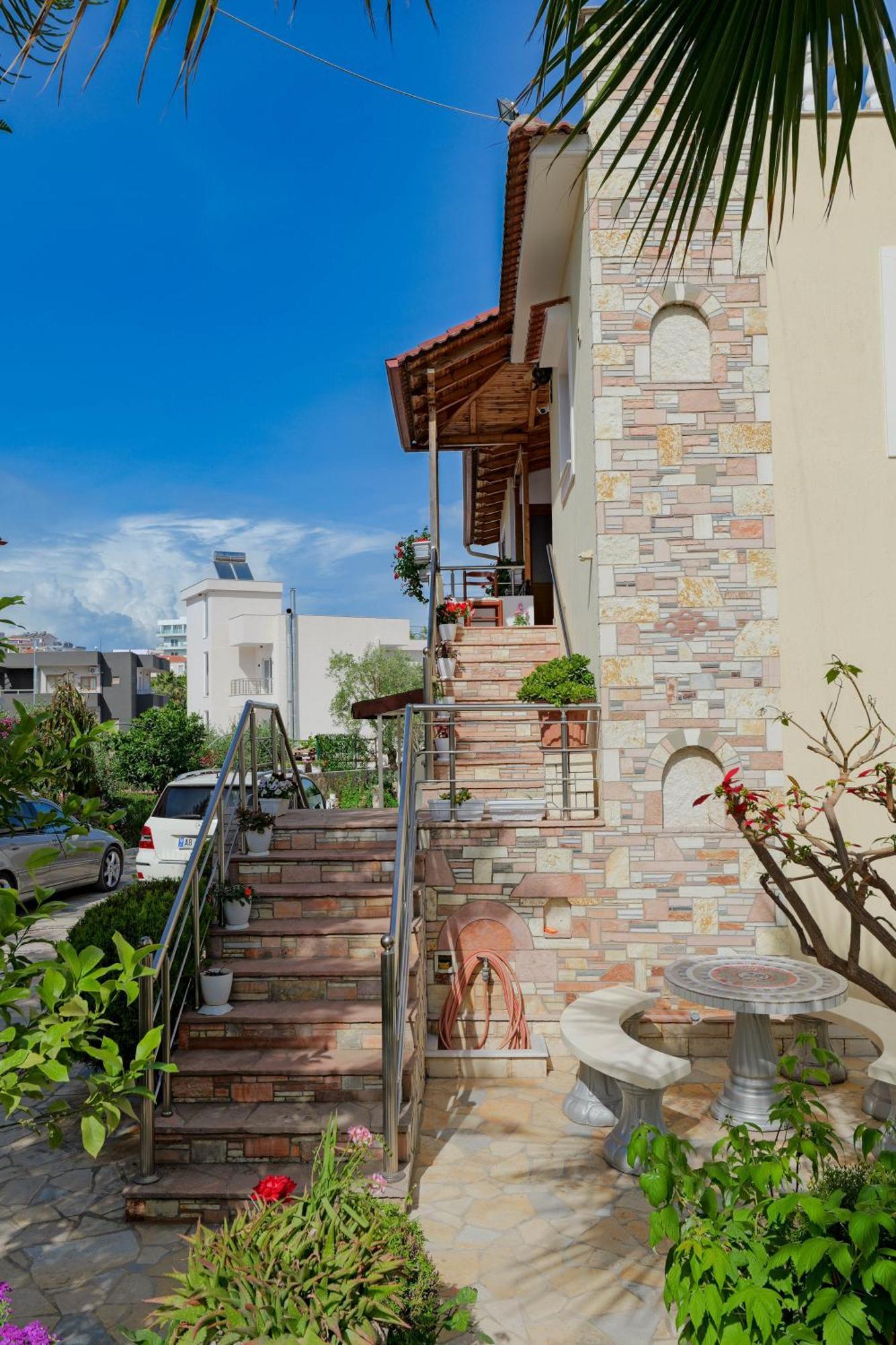 Agur Kapo Apartment